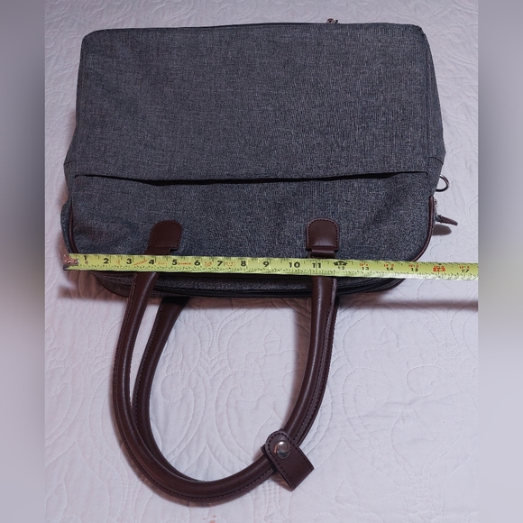 Chaps - Saddle Haven 2.0 Kohl's Pack-All Boarding Bag Laptop Bag Grey & Brown - Picture 14 of 15